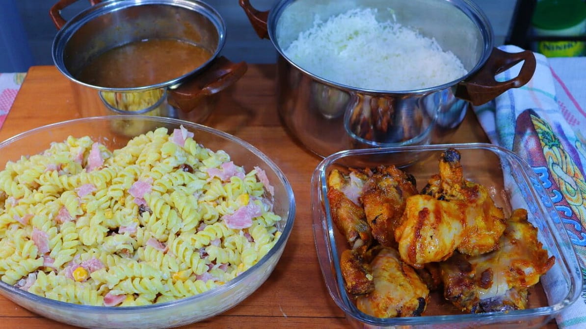 Almoço simples completo rápido e fácil para sua família.
