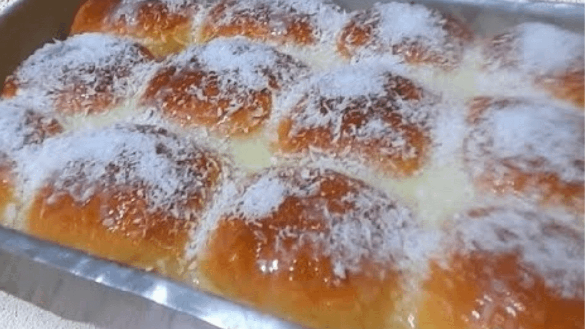 Pão Caseiro Fácil e Fofinho: Receita Irresistível! 🍞😋