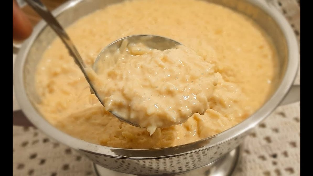 Delicioso Arroz Doce Cremoso com Doce de Leite