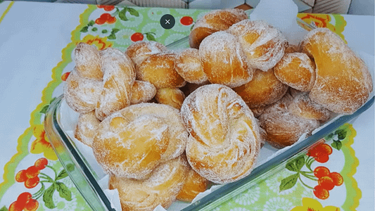 Nozinho Frito : Receita Fácil e Rápida para o Café 2 Receita fácil de nozinho frito, fofinho por dentro e sequinho por fora. Ideal para o lanche da tarde, rende bastante e lembra receita de vó.