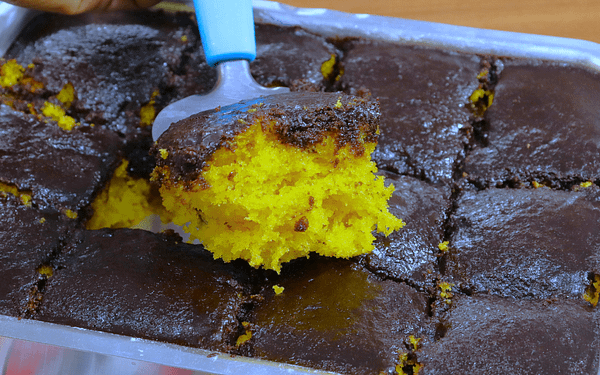Bolo de Cenoura Fofinho irresistível com Casquinha de Chocolate!
