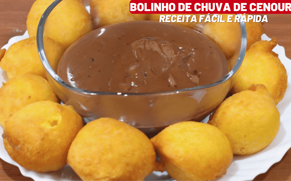 Bolinho de Chuva de Cenoura com Ganache de Chocolate.