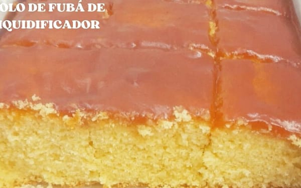 Bolo de Fubá Fofinho: Receita Deliciosa e Fácil! 🍰