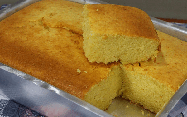 Bolo de Fubá Simples no Liquidificador – Receita Fácil, Fofinha e com Sabor de Casa de Vó!