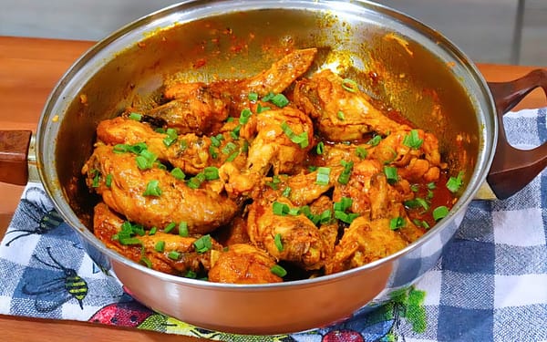 Frango Ensopado ao Molho – Receita Fácil e Saborosa