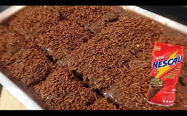 A Verdadeira Receita Do Bolo De Chocolate Simples Que é Viciante!