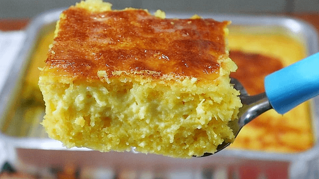 Bolo de Milho de Latinha Cremoso no Liquidificador – Receita Fácil e Sem Trigo 1 Aprenda como fazer bolo de milho cremoso no liquidificador! Receita fácil, econômica, sem trigo e com opção de queijo ou coco. Ideal para café ou lanche da tarde.