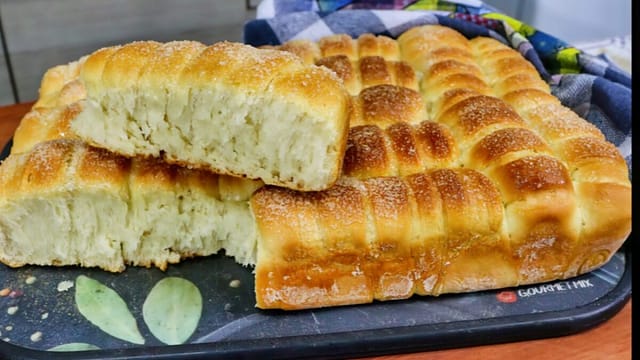 Pão Tipo Algodão com Crosta Crocante de Açúcar 1 Pao Tipo Algodao com Crosta Crocante de Acucar scaled