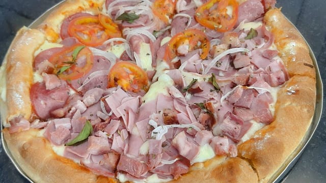 Receita de Pizza simples e rápida perfeita. 1 pizza caseira